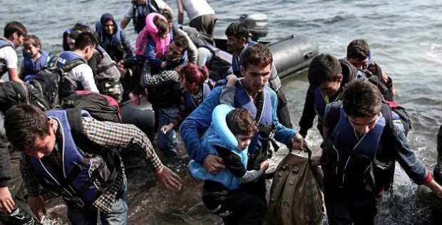 Σύμφωνα με το Reuters: Αυτός είναι ο λόγος που δεν εμβολιάζονται οι πρόσφυγες κατά του Covid19!