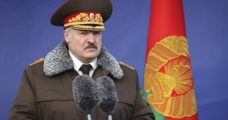 Ο Πρόεδρος Λευκορωσίας ξαναχτυπά δηλώνοντας πως «Ο κορωνοιός είναι περισσότερο μια ψύχωση παρά ένας ιός» και υπόσχεται αποκαλύψεις!