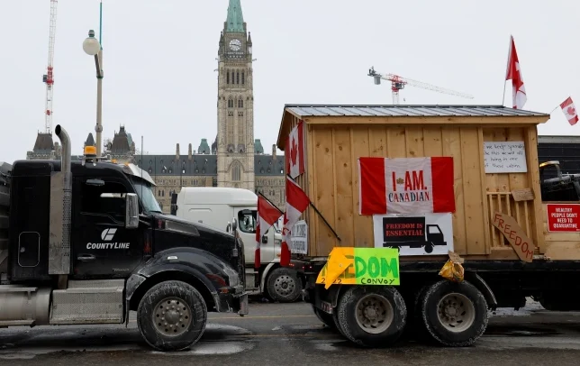 Οι φορτηγατζήδες στον Καναδά είναι αποφασισμένοι να μείνουν μέχρι τέλους – Η Κοινή γνωμη τους συμπαραστέκεται!