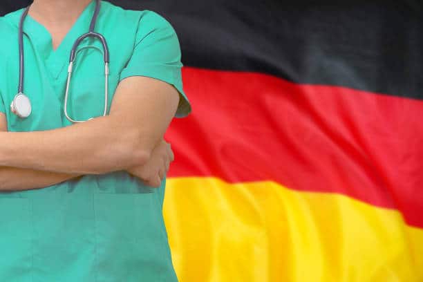 Αυτό είναι ναζισμός! Νοσοκομείο στη Γερμανία αρνείται ασθενείς από τη Ρωσία και τη Λευκορωσία…