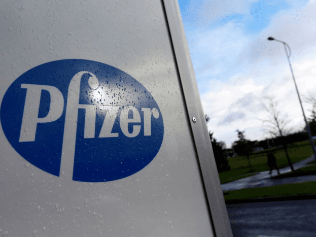 Η Pfizer αποποιείται των ευθυνών της και κατηγορεί την κυβέρνηση των ΗΠΑ ότι τους επέτρεψε να παρακάμψουν τους κανονισμούς!