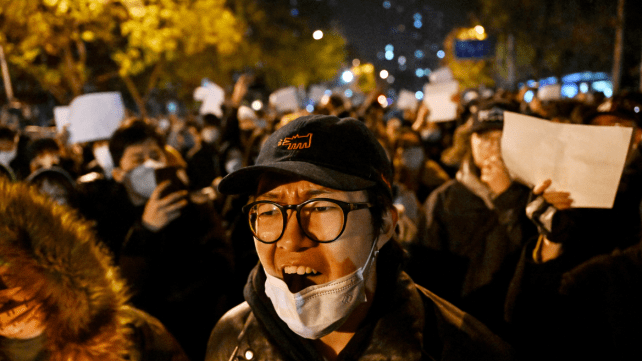 Ο λαός στη Κίνα ξεσηκώνεται κατά του δικτάτορα Σι Τζι Πινγκ! (Συγκλονιστικά βίντεο)