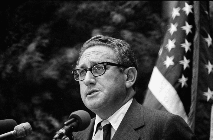 Πέθανε ο παγκοσμιοποιητής Henry Kissinger χθες την Τετάρτη, 29 Νοεμβρίου, σε ηλικία 100 ετών.