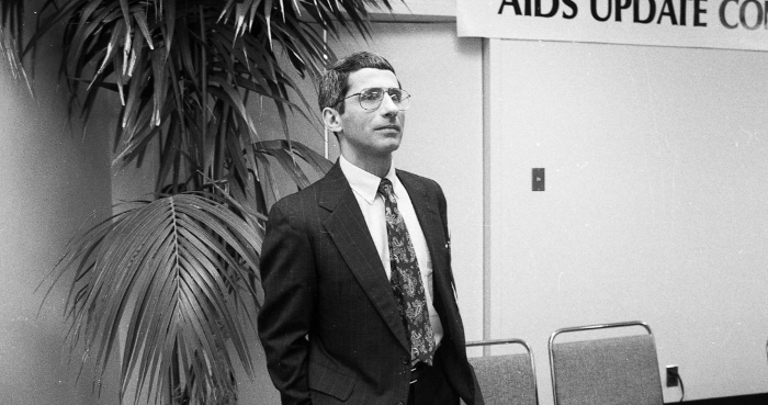 Η ιστορία του AIDS: Ένα έγκλημα δεκαετιών χωρίς τιμωρία!