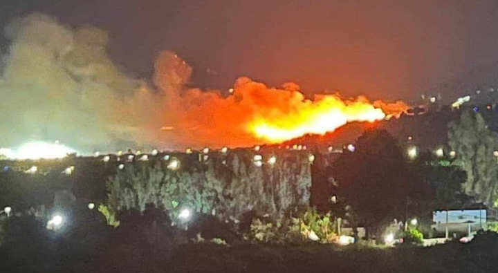 Μαφιόζικες τακτικές: Απειλούν μάρτυρα πυροσβέστη με απόταξη επειδή έχει καταθέσει για λάθη και παραλείψεις των ανωτέρων του για τη φωτιά στη Ρόδο!