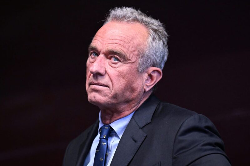 Η επιλογή του νέου υπουργού Υγείας Robert Kennedy Jr φέρνει πανικό σε όλο το πολιτικό σύστημα και εντός Ε.Ε!