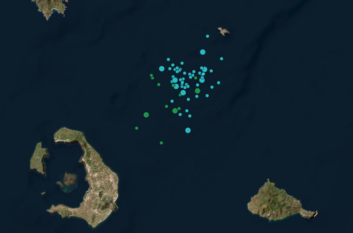 Διαδοχικοί σεισμοί «ταρακουνούν» το νησί της Σαντορίνης και το ηφαίστειο Κολούμπος