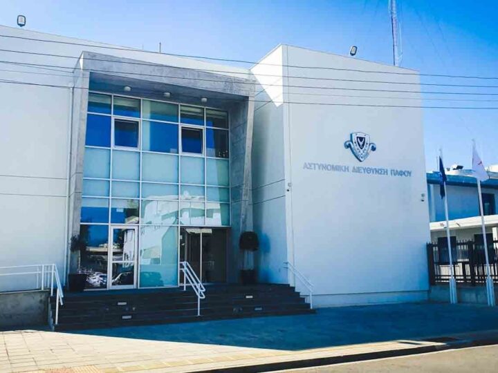 Πώς η αστυνομία της Κύπρου εκφοβίζει και απειλεί τα θύματα σεξουαλικής κακοποίησης εάν ο δράστης είναι «σημαντικός» (βίντεο)