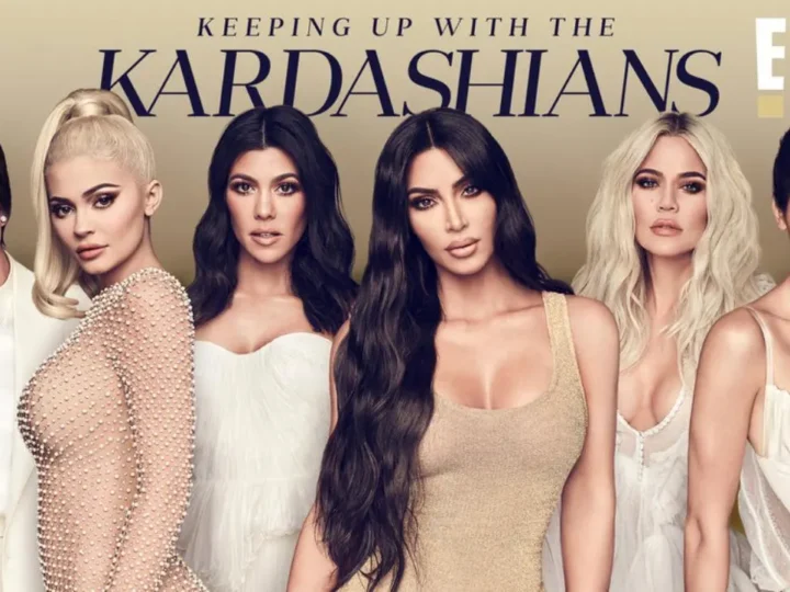 Ο Ray J ισχυρίστηκε ότι συνεργάζεται με τις ομοσπονδιακές αρχές κατά των Kardashians για σύνδεση τους με το οργανωμένο έγκλημα χαρακτηρίζοντας την υπόθεση “χειρότερη κι από του Diddy”.