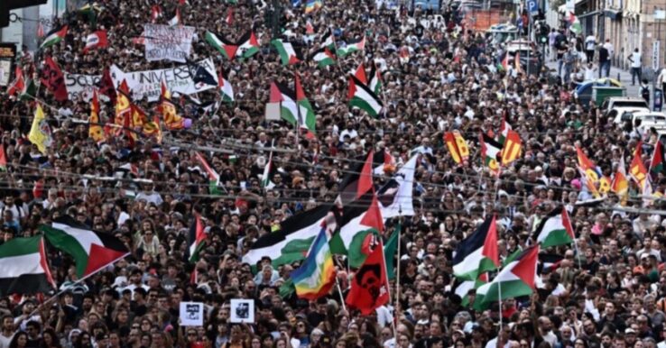 Οι Ιταλοί στους δρόμους κατά του υποχρεωτικού ψηφιακού πορτοφολιού της ΕΕ, EU Digital Identity Wallet.