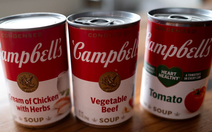 Ο αντιπρόεδρος γνωστής εταιρίας τροφίμων “Campbell’s”, σε κρυφό ηχητικό είπε: παρασκευάζουμε ανθυγιεινά και βιοτεχνολογικά επεξεργασμένα “σκατά” για φτωχούς ανθρώπους.