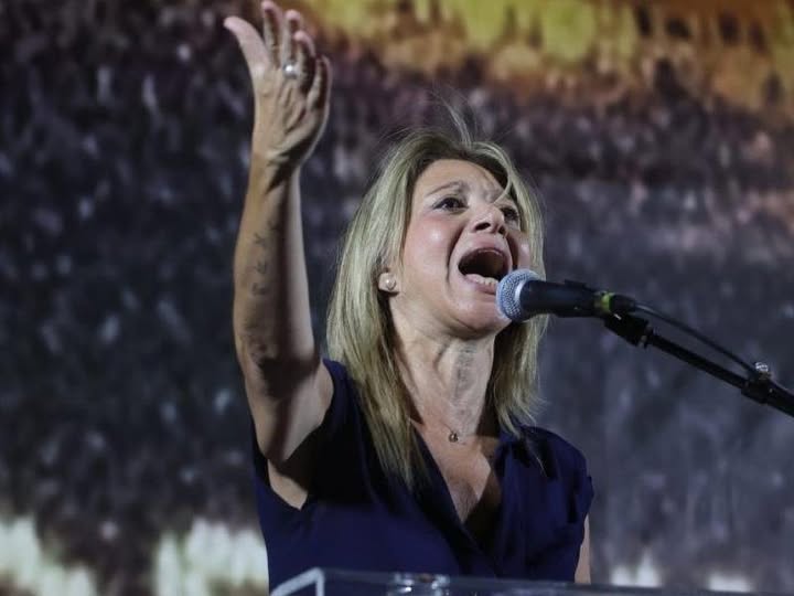 Η λύσσα και η ποταπή επιθυμία να δεις να υποκύπτει, αυτός που τολμάει να αντιστέκεται!