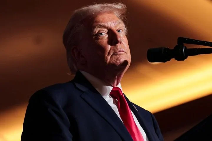 Ας το πούμε καθαρά και χωρίς περιστροφές: Ο πρόεδρος δεν είναι στα καλά του!